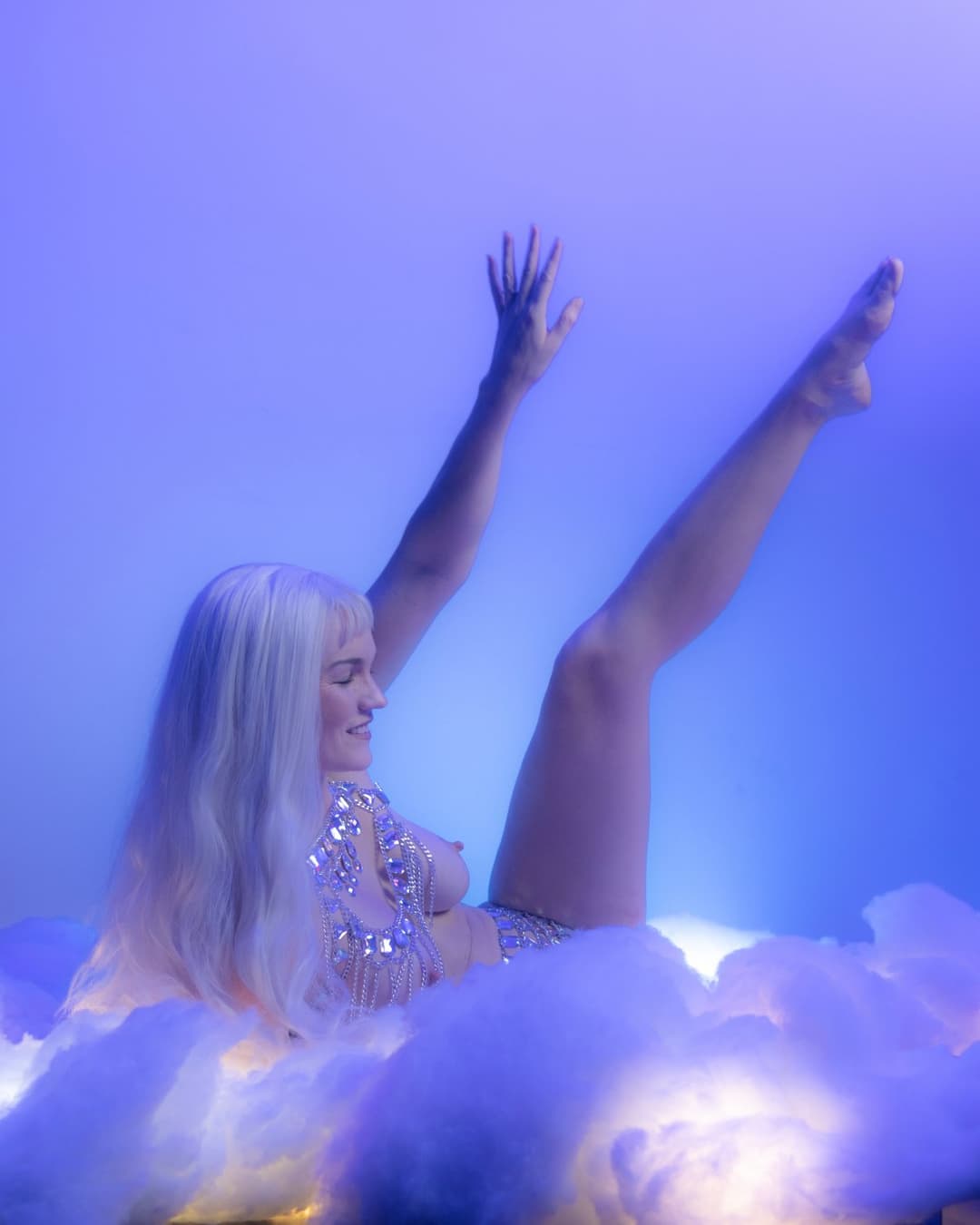 Stephanie in Clouds @itsjuststephfox