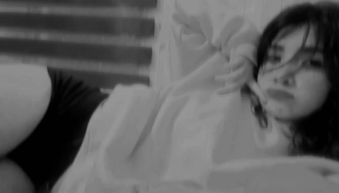 Click to view full size Chilena colegiala de rica cintura