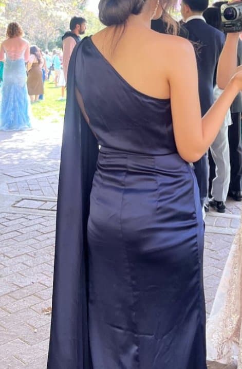 Here’s my little sister Sabina.Please trib, rate and dm me to talk about my little slut.No limits