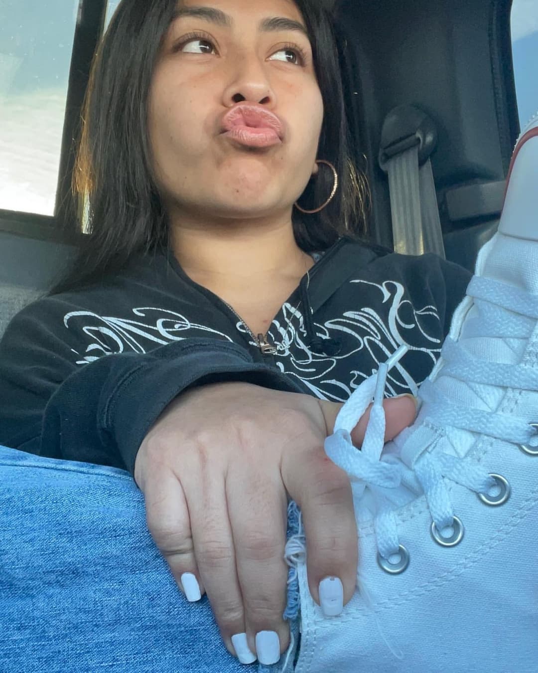 Beaner teen needs to become famous