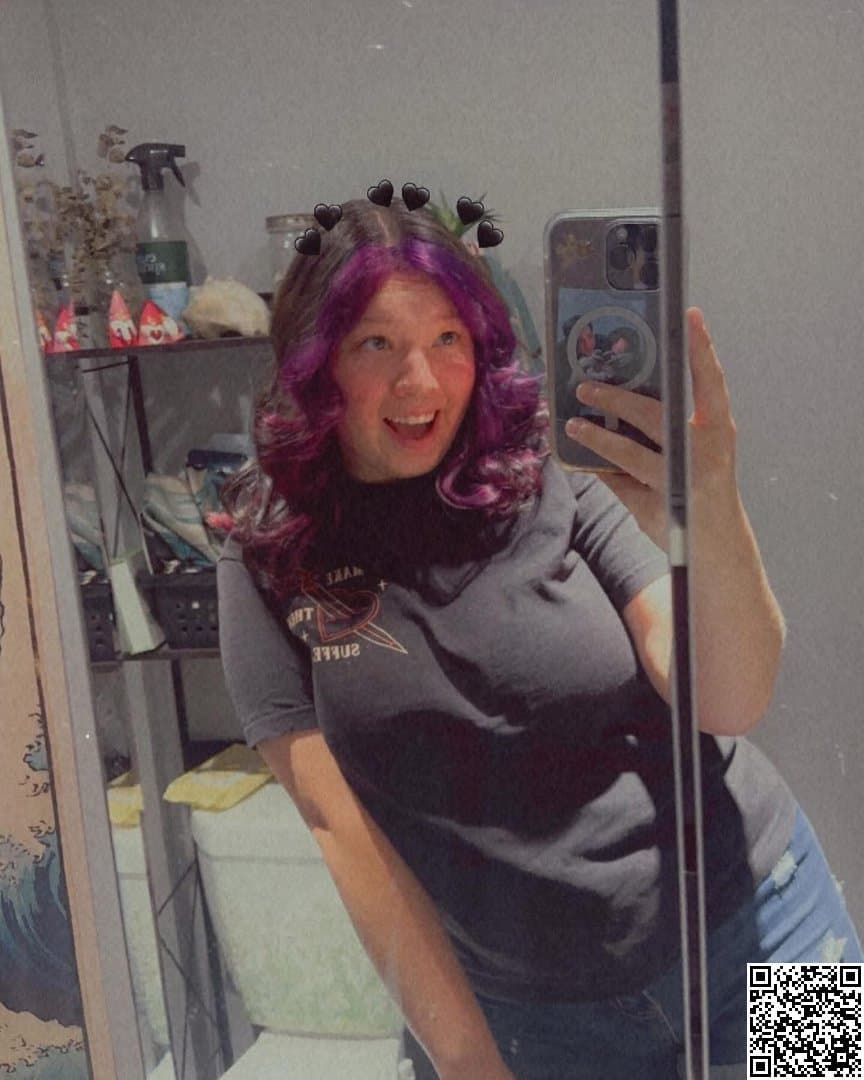 Kaylee - 23yo Big Tits (Non-nude)