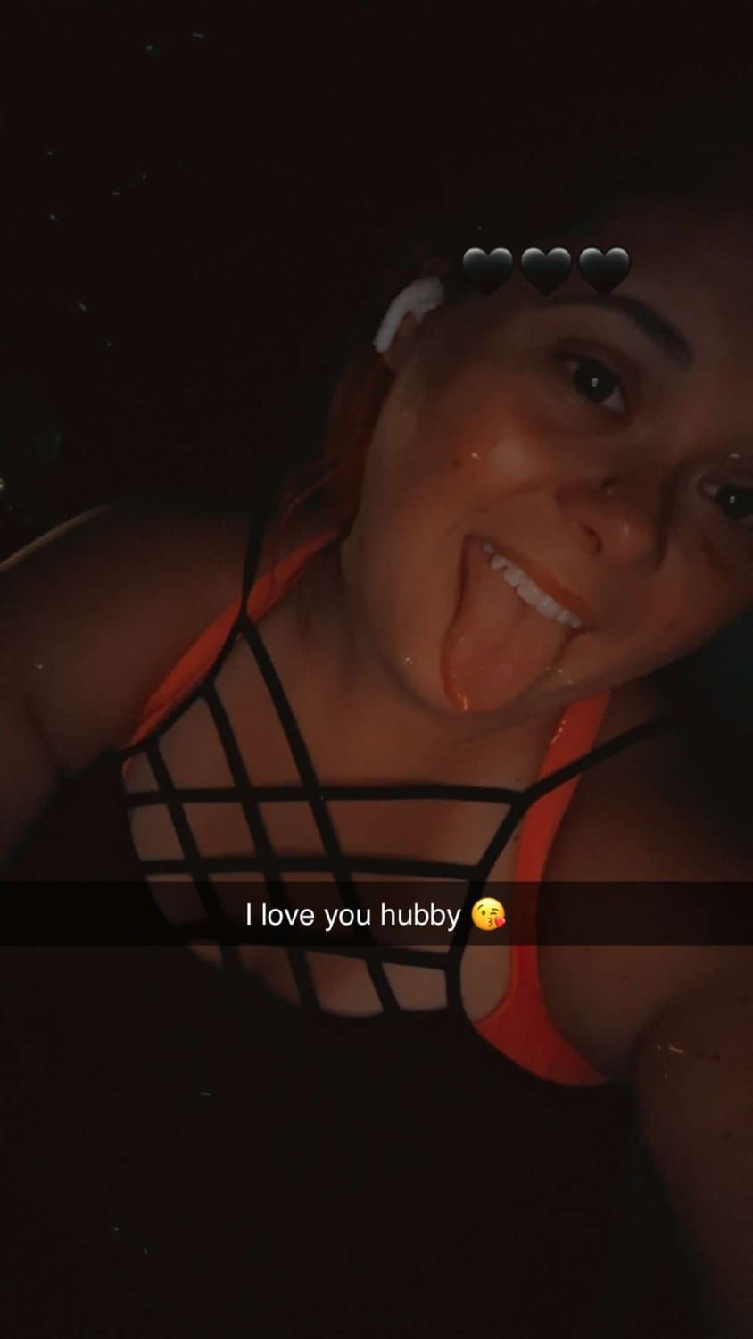 She said she wants to be a webslut guys so let’s help her out!!