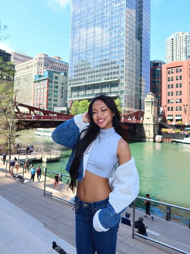 Sexy phat ass ABG teen Noelle