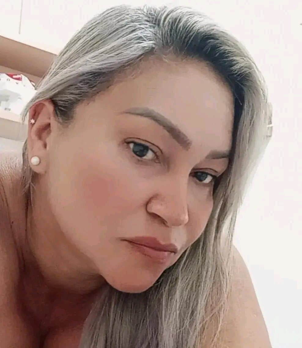 Vizinha gostosa ♠️?