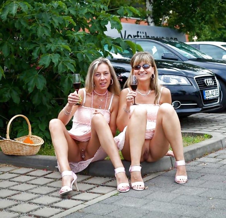 Bottomless Girls in Public 7