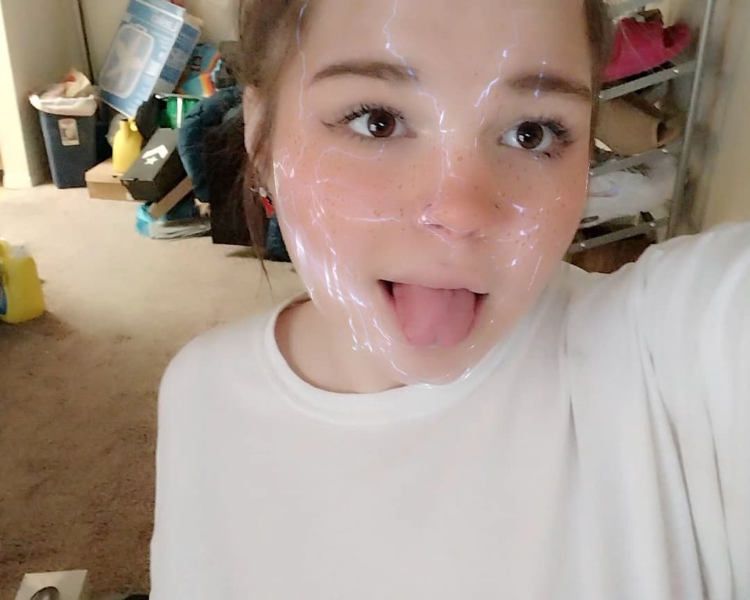 BAD BITCH TT GOONING US FOR FUN