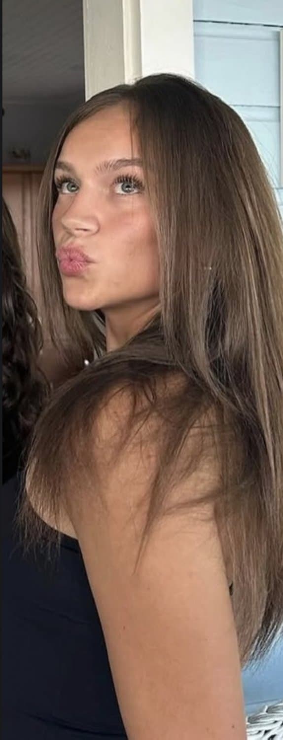 Sophomore Blonde Stunner with a gorgeous facecard