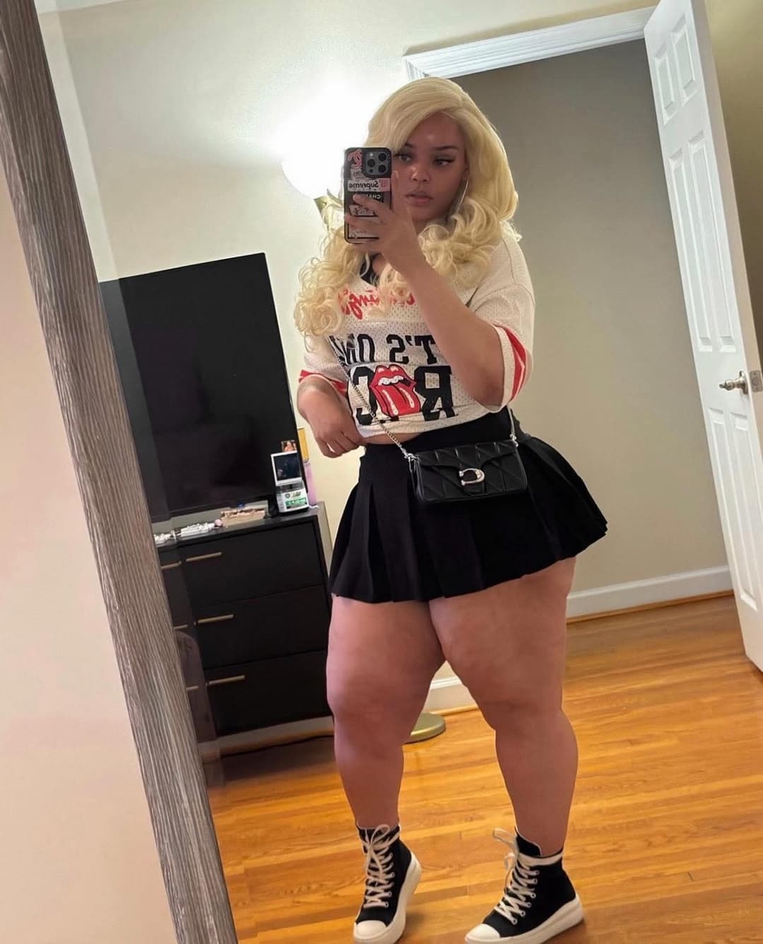 THICK CURVY EBONY BIG BOOTY