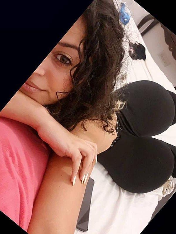 Click to view full size Heart Shaped Big Phat Ass ❤️