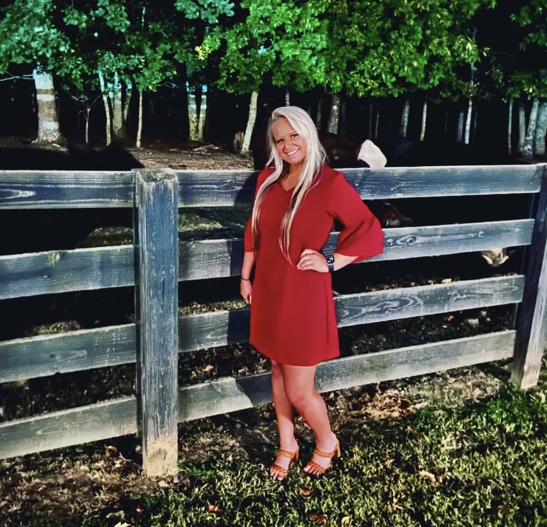 Click to view full size 5th grade teacher Jordan (big tits)