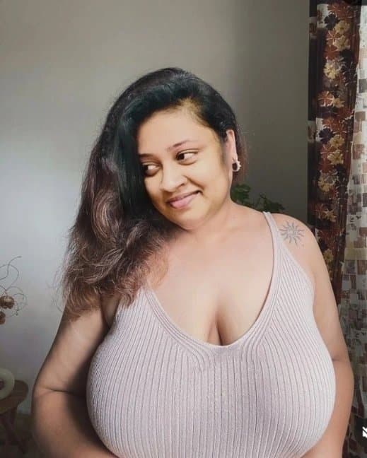 Sinhala සිංහල new leak. Big boobs girl. Huge boobs. 2025 new