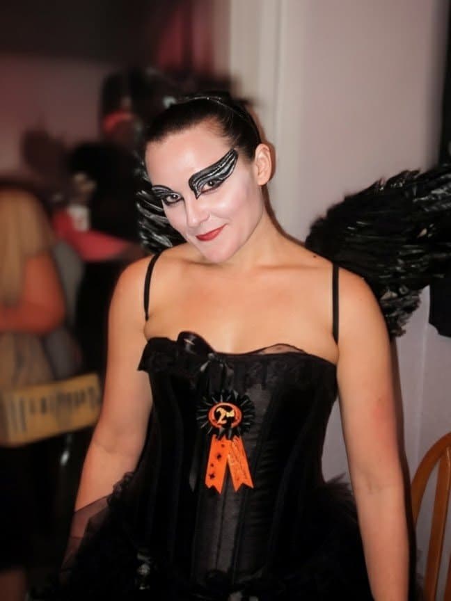 Sexy black swan