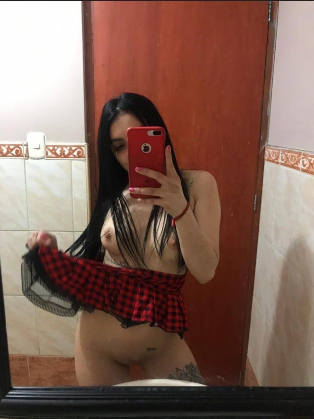 Morocha argenta con hermosa concha!