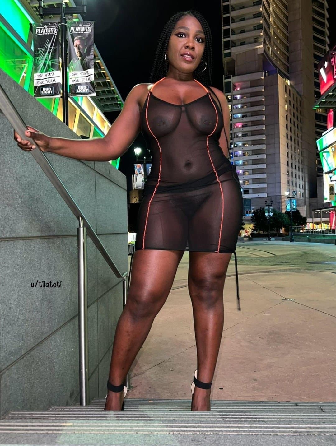 She DGAF Public Ebony Flashes Everything In Front Of Everyone Anytime ! ? ( Tila )