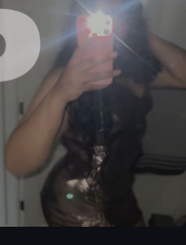 Sexy NRI Indian teen with ugly face but biggest ass ever ??