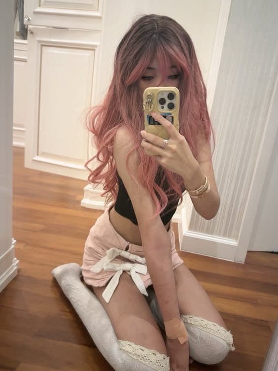 BBG asked me to show her off for Christmas <3