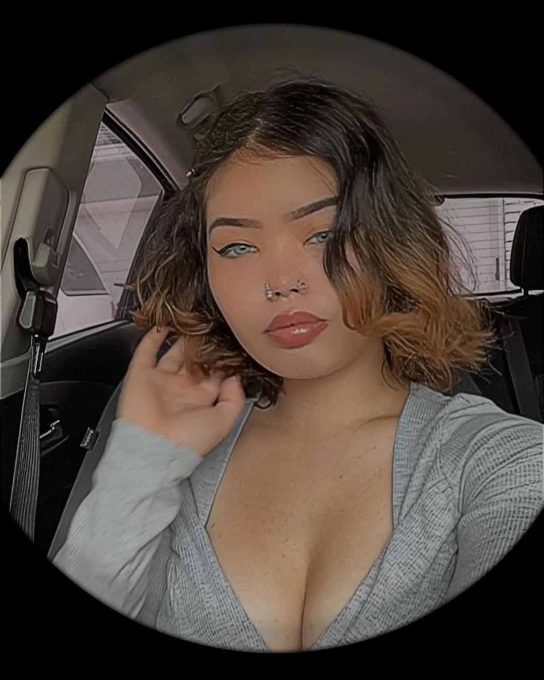 Sexy slut Mya submitted