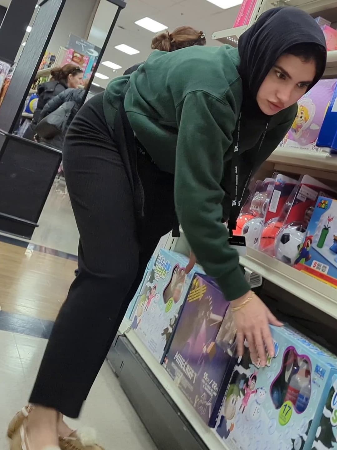 Hijabi Sluty big ass Muslim candid