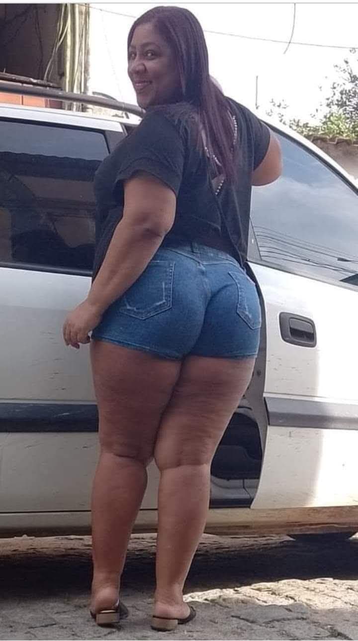 Pensa numa gordinha muito gostosa