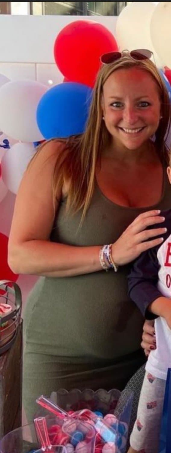 His dick is throbbing for his best friends mature wife Sarah