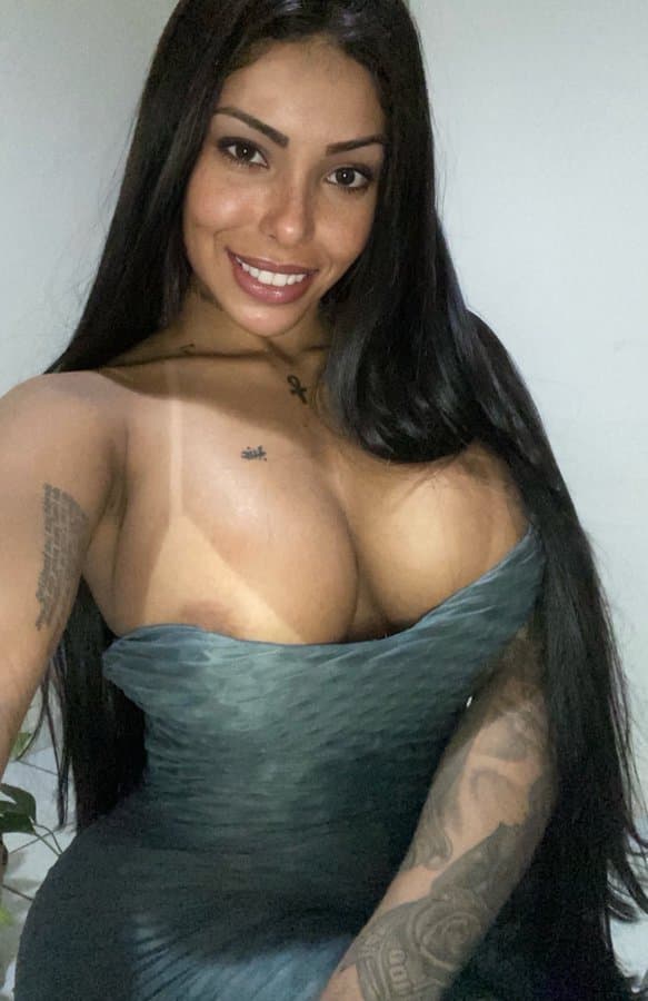 Tats and tanlines are a great combo ?? qᴉqᴉ פɹᴉɟɟo