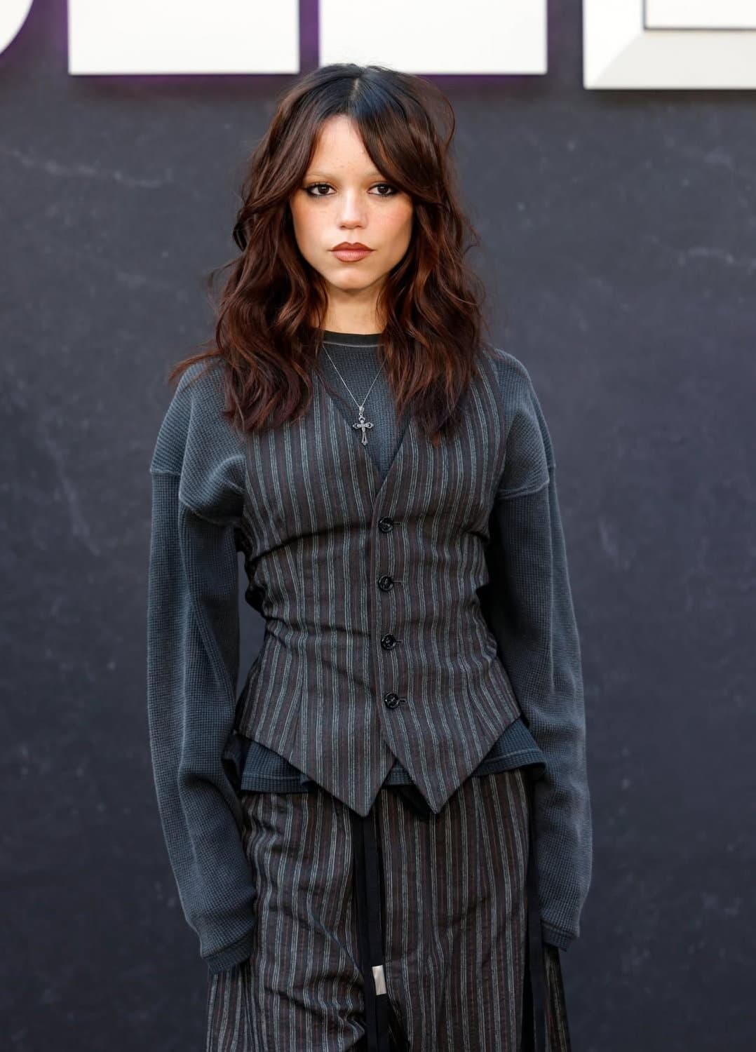 Little cute Jenna...Jenna Ortega gorgeous she is sexy !!!