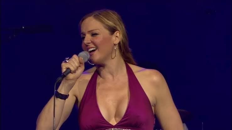Desafio não goze nos peitos pt11 (storm large)