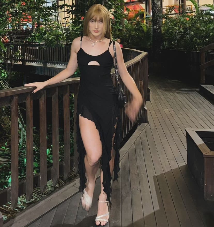 Linda trans femboy loirinha linda