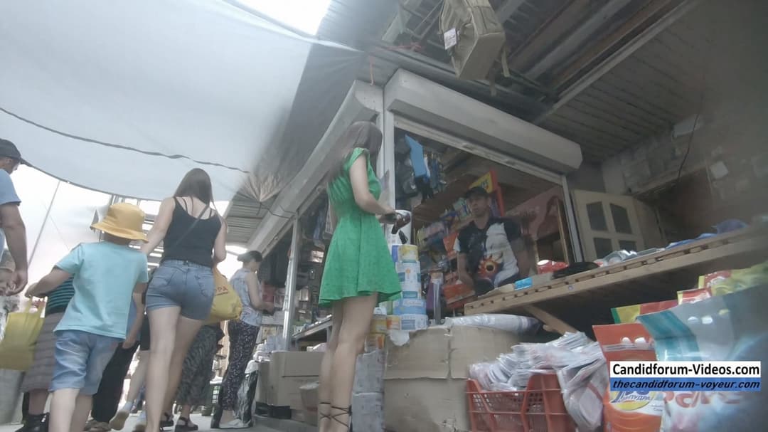 Click to view full size Love her gorgeous legs and those sweet tasty cheeks!