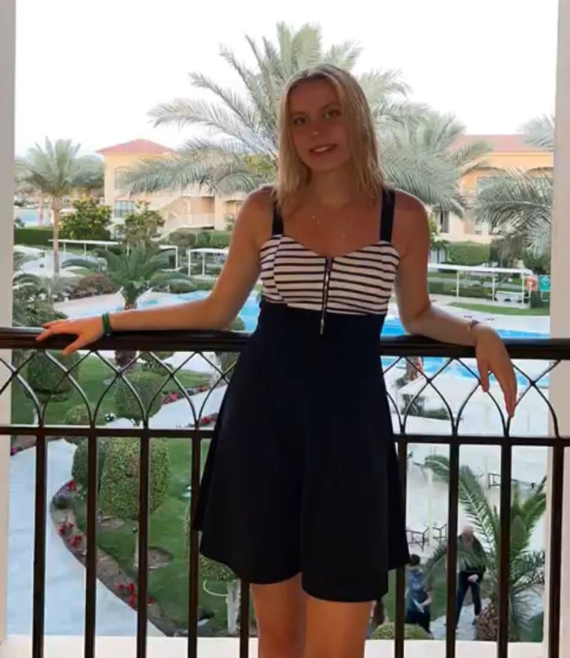 Hot german teen whore Leonie P. | Geile deutsche teen Hure Leonie P.