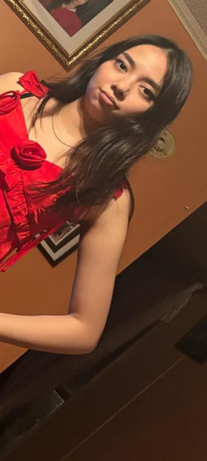 my hot (older sister)