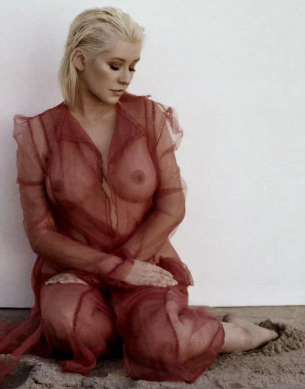 Christina Aguilera Big Tits & Banging Body Has Always Made Me Shoot Big Loads ??