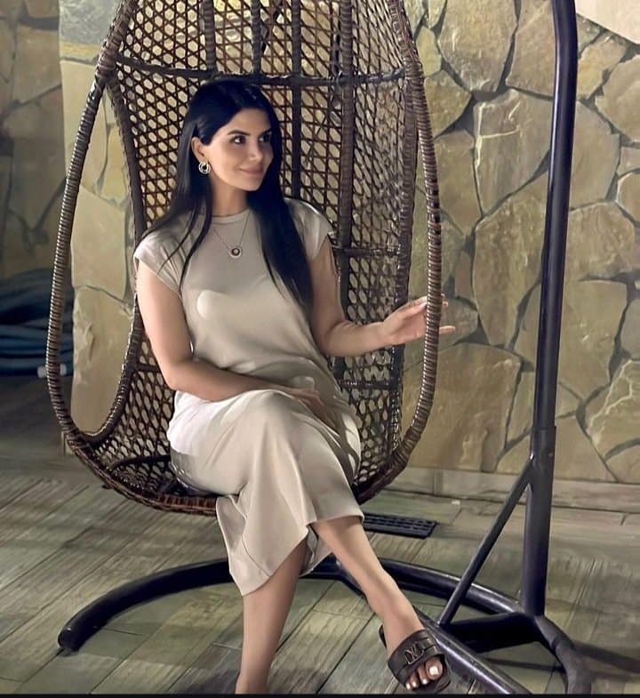 Sexy glamour feet pedicure woman