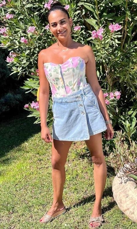 Diese Insta Fotze macht mich hart