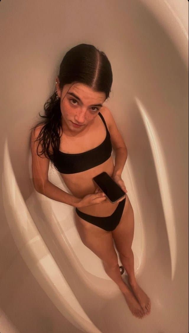 More Charli Damelio in her prime ??