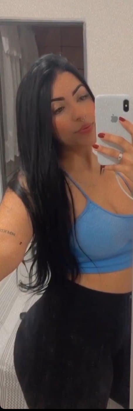 Recepcionista da academia Novinha deu pro dotado da academia e meteu chifre no namorado, marmita