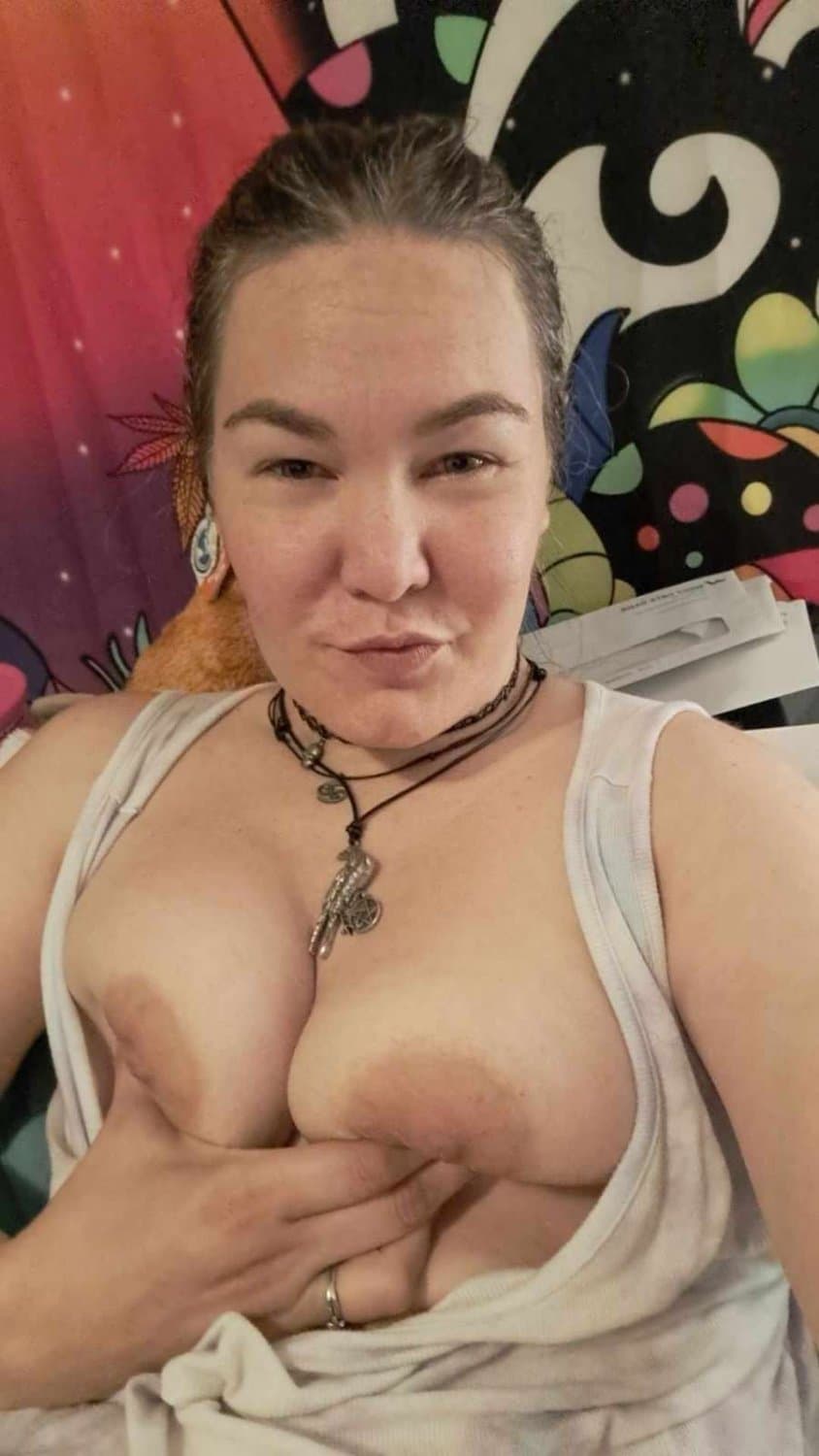Dumb whore from the US wanted to become a webslut, if she gets popular ill send her info to people