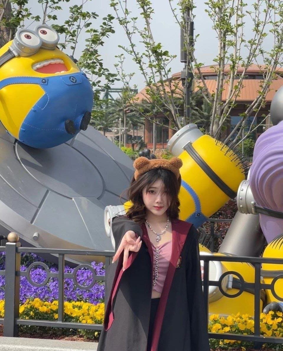 Chinese student has been trained to suck dicks