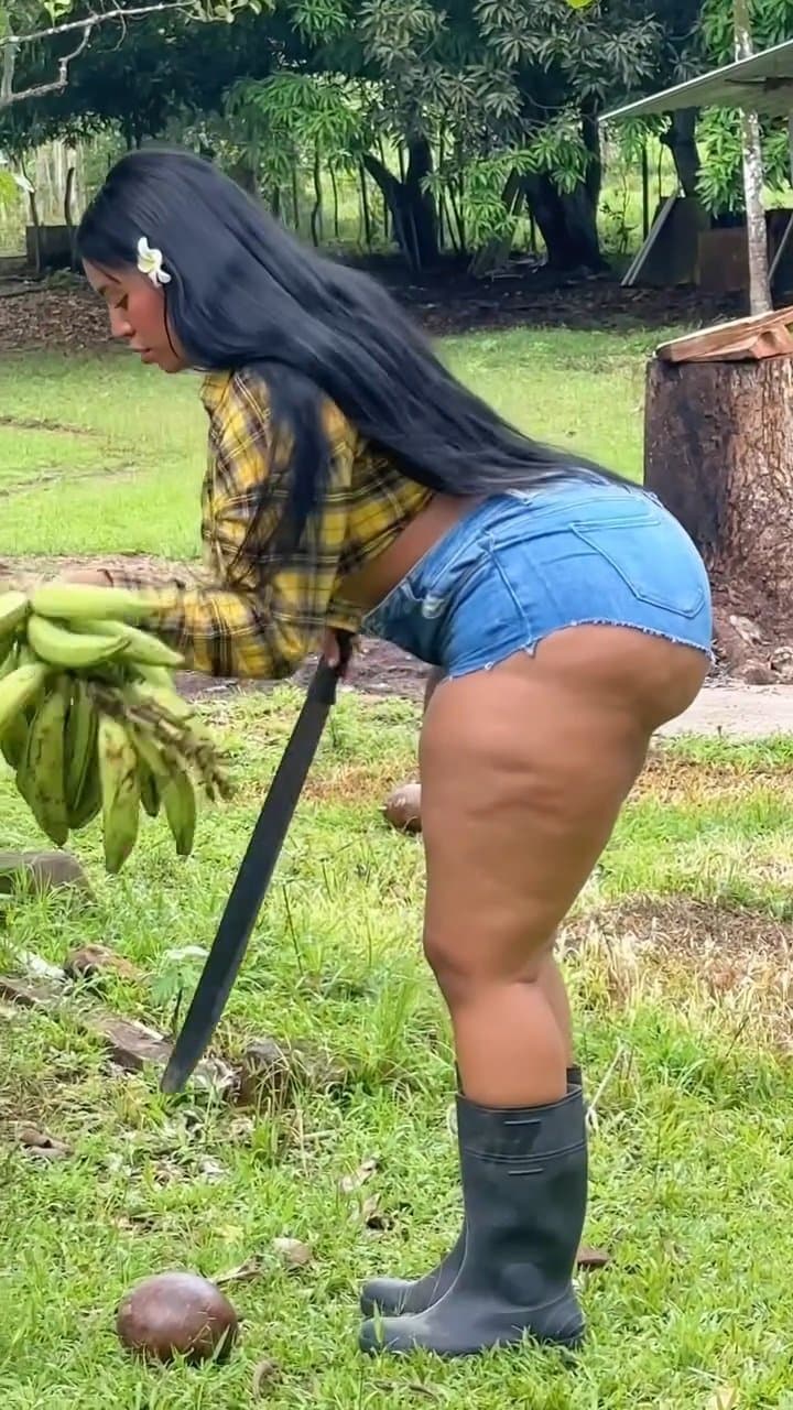 Amazon Big Booty Bit Tits Dominican