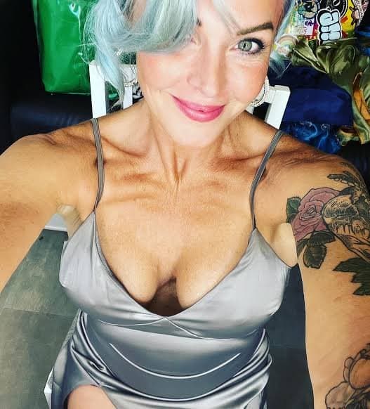 Desafio não goze nos peitos pt11 (storm large)