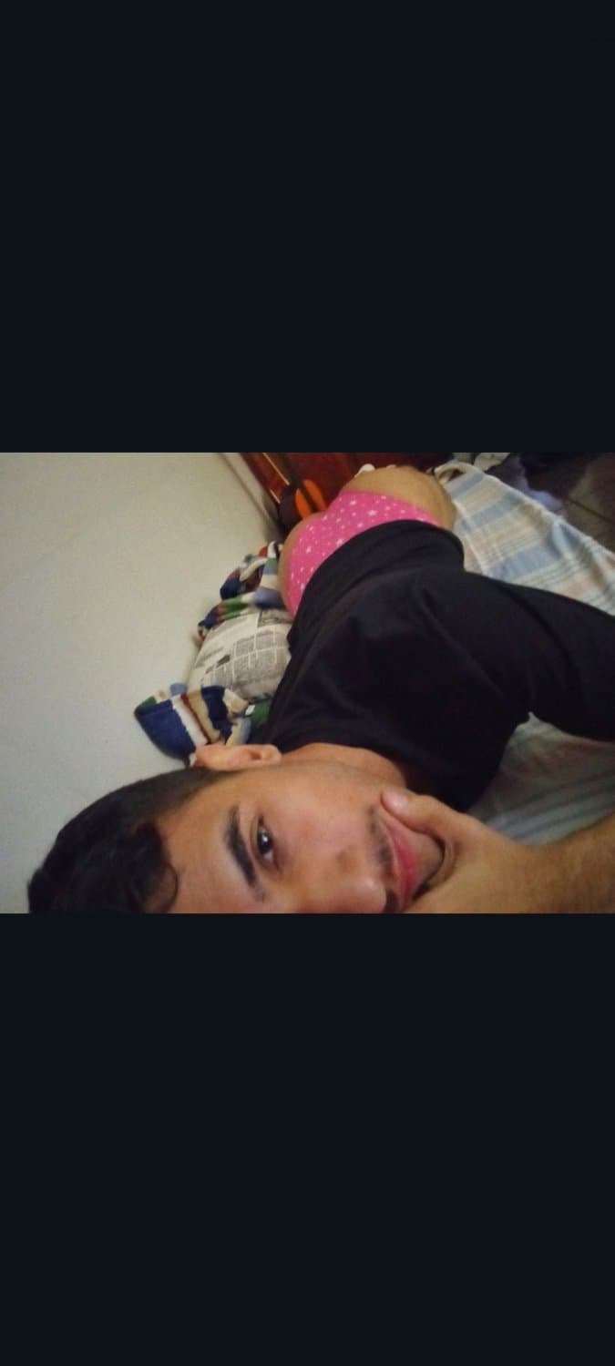 Novinho rabudo adora usar calcinha e crossdresser puto em casa e machao hetero na rua