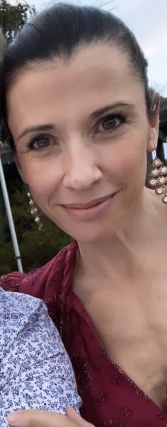 46 year old gorgeous milf celebrates divorce by taking bbc while friend films