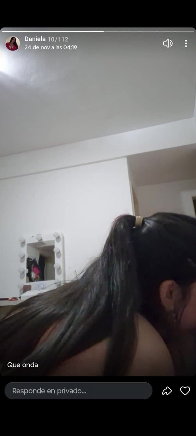 Gordita re, pero re tetona, ya dije gordita?