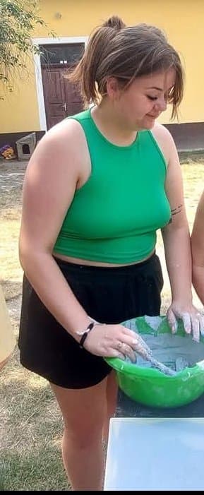 someone needs to dick down this stupid hungarian whore (if u do a cum or cock trib DM me)