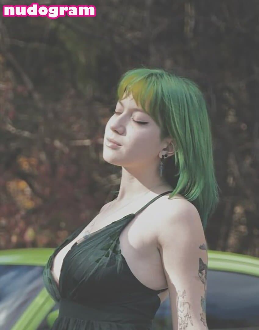 Click to view full size Uwucaptain666 pics that make ur dong explode