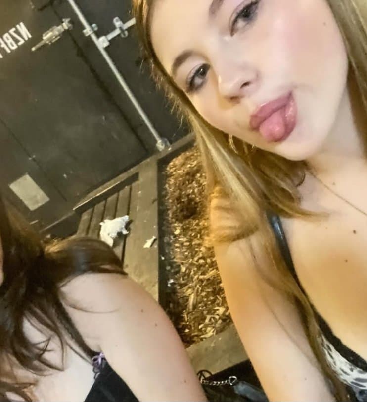 New Zealand slut Konika