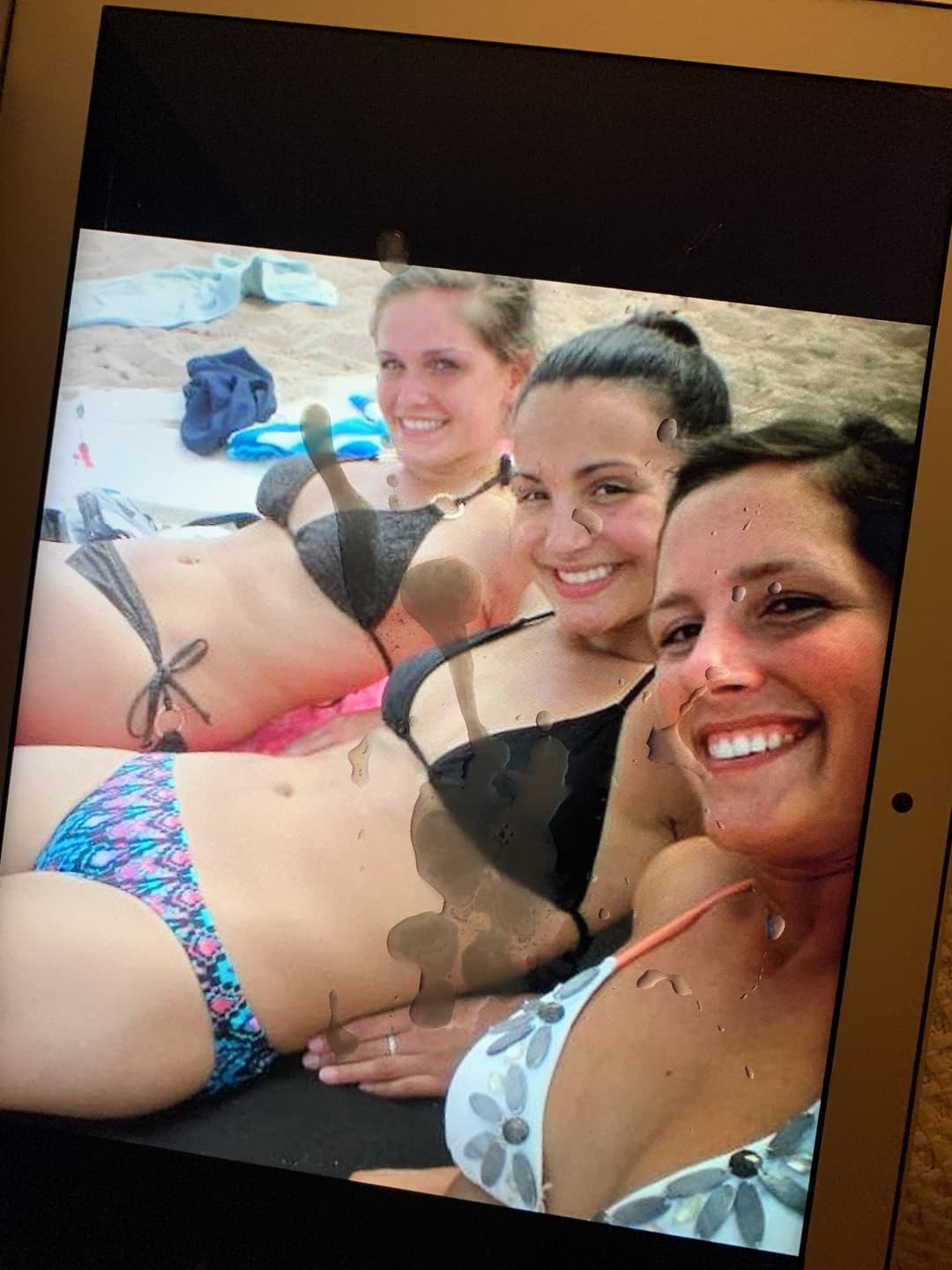 Cocking and Cumming Bikini Girls!