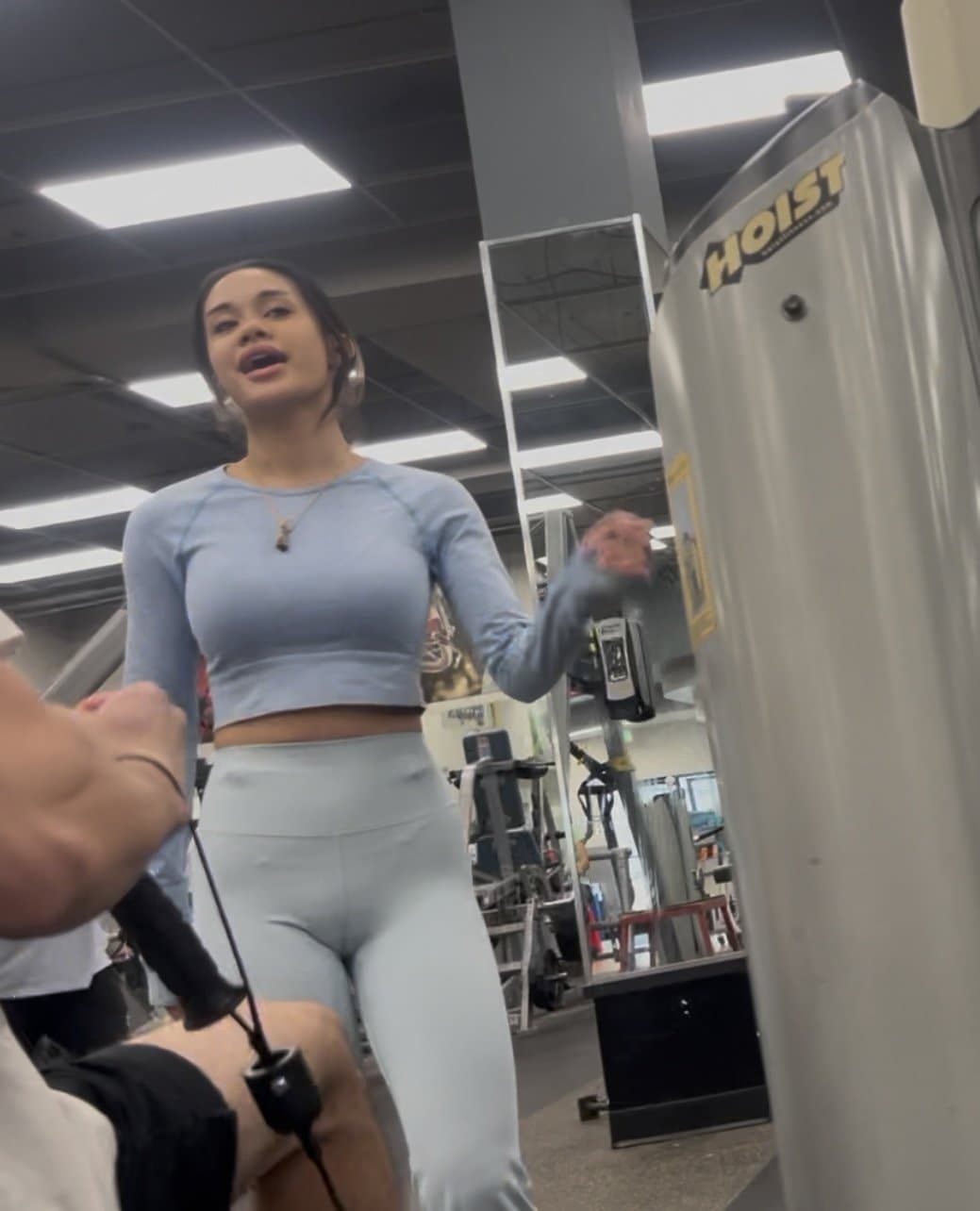 Thirsty gym babe showing off her g-string cameltoe. It was up her pussy ! Like & comment if u enjoy!