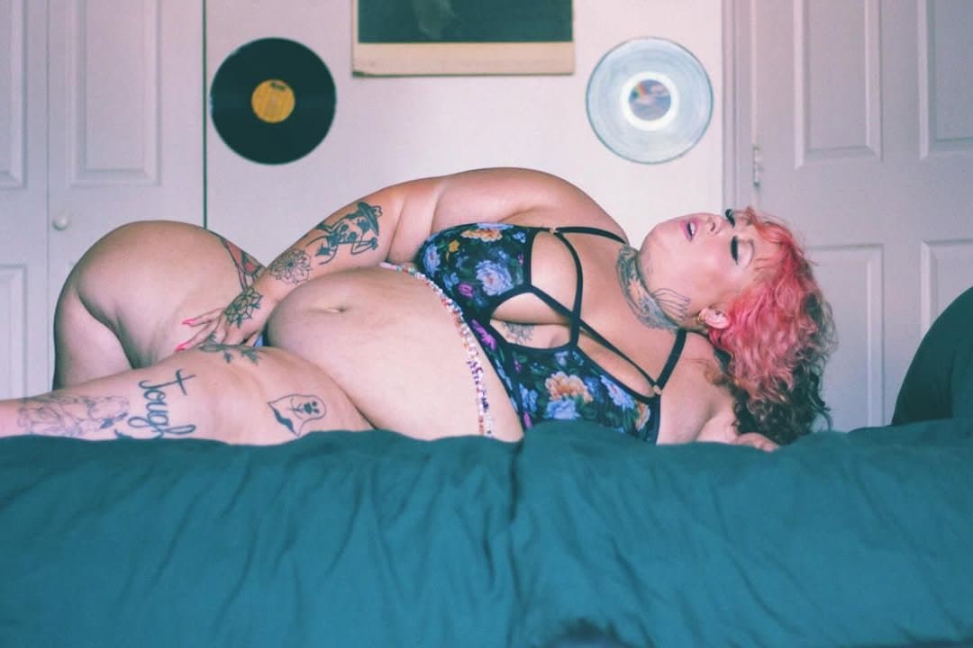 Rosie Bourgeoisie Sexy Bbw