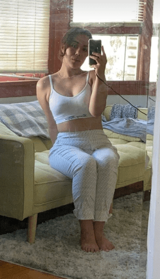 Click to view full size pretty little latina teen slult